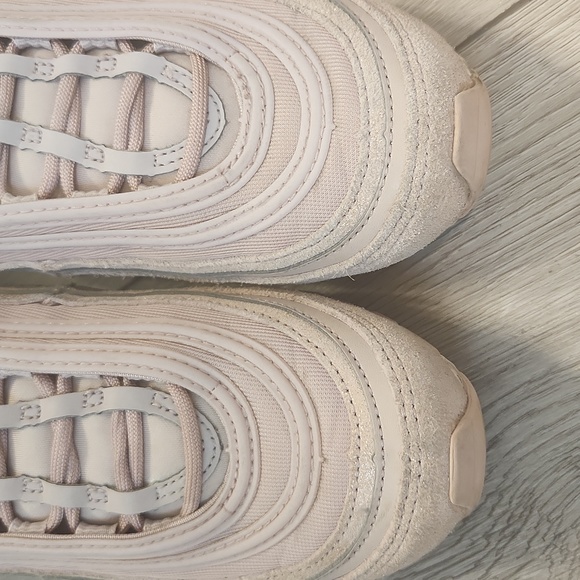 NIKE Air Max 97 Metallic Particle Beige Womwn US 5.5 - Picture 5 of 7